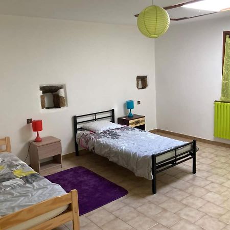 Gite L'Hirondelle Меруес Екстериор снимка